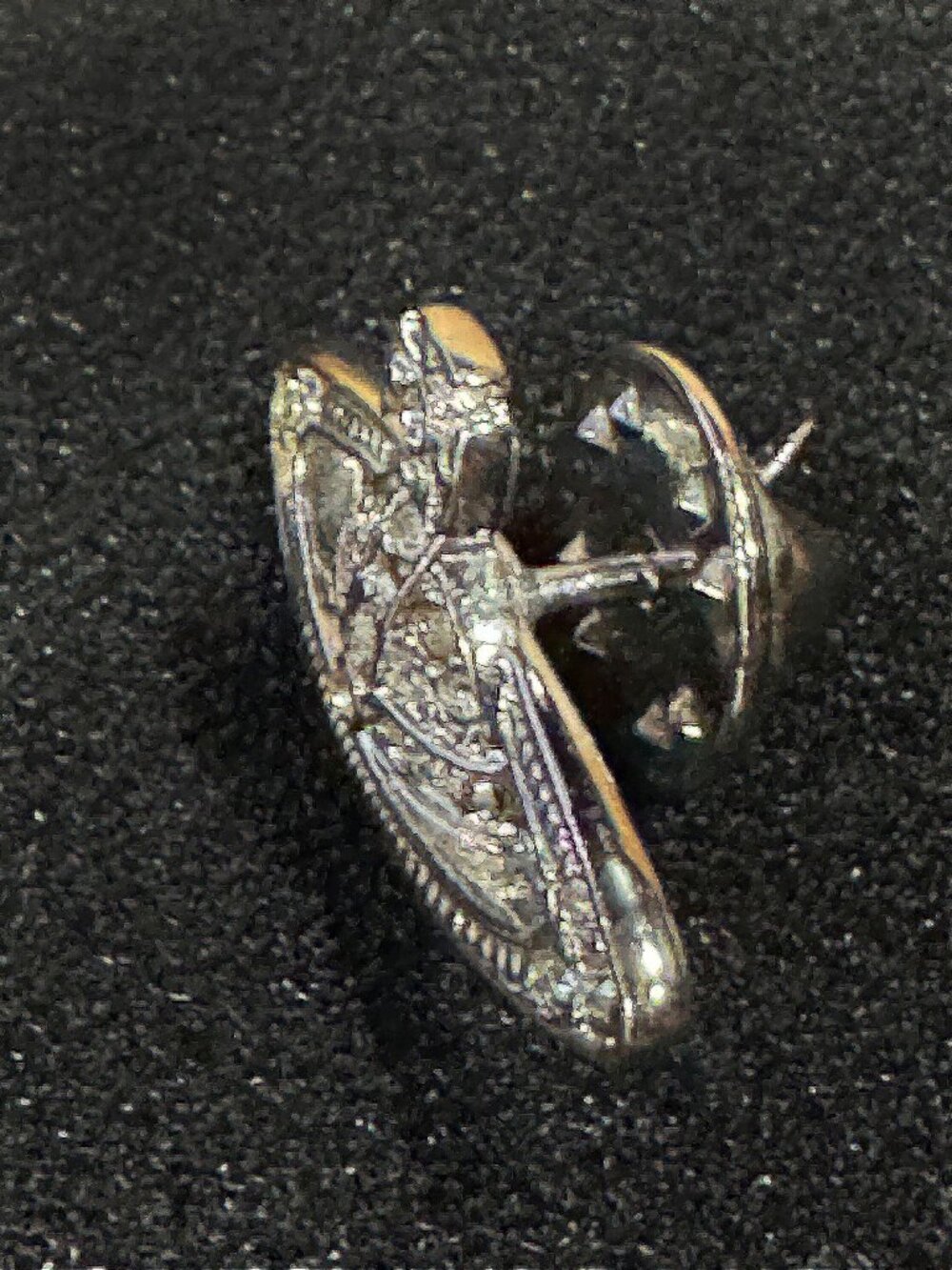 Vvienne Westwood Tie/Lapel pin - Picture 7 of 7